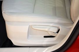 2015款斯柯达明锐1.6L自动逸俊版