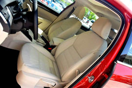 2015款斯柯达明锐1.6L自动逸俊版