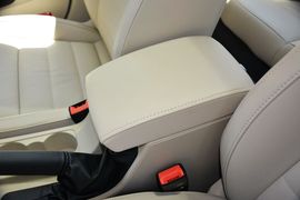 2015款斯柯达明锐1.6L自动逸俊版