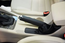 2015款斯柯达明锐1.6L自动逸俊版