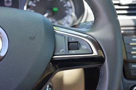 2015款斯柯达明锐1.6L自动逸俊版