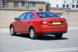 2015款斯柯达明锐1.6L自动逸俊版