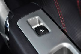 2013款哈弗H6运动版1.5T手动两驱精英型