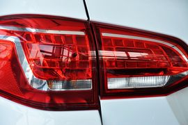 2013款哈弗H6运动版1.5T手动两驱精英型