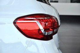 2013款哈弗H6运动版1.5T手动两驱精英型