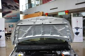 2013款北京汽车E150三厢版手动乐尚型