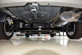 2013款北京汽车E150三厢版手动乐尚型