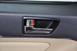 2013款北京汽车E150三厢版手动乐尚型