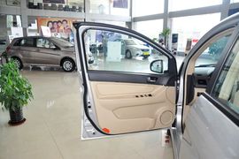 2013款北京汽车E150三厢版手动乐尚型