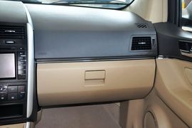 2013款北京汽车E150三厢版手动乐尚型