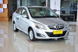 2013款北京汽车E150三厢版手动乐尚型