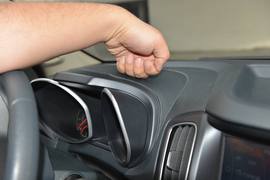 2014款奇瑞瑞虎5