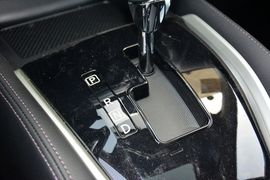 2014款日产奇骏2.5XL