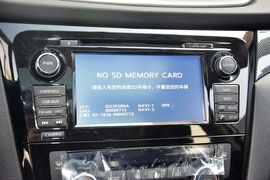 2014款日产奇骏2.5XL