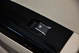 2013款长城C30