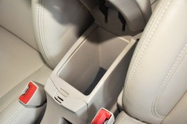 2013款长城C30