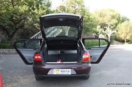 2009上海大众斯柯达昊锐试驾照片