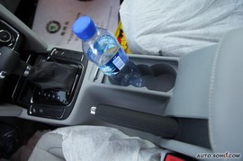 2009上海大众斯柯达昊锐试驾照片