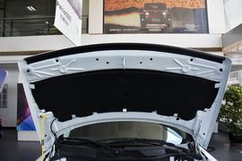 2014款Jeep自由客2.0L运动增强版