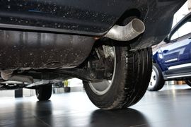 2014款Jeep自由客2.0L运动增强版