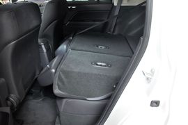 2014款Jeep自由客2.0L运动增强版