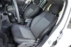 2014款Jeep自由客2.0L运动增强版