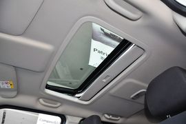 2014款Jeep自由客2.0L运动增强版