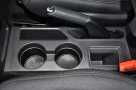 2014款Jeep自由客2.0L运动增强版