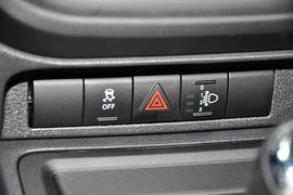 2014款Jeep自由客2.0L运动增强版