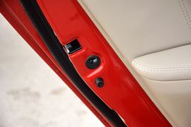 2014款长安逸动1.6L自动豪华型