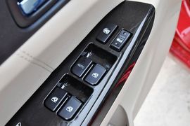 2014款长安逸动1.6L自动豪华型