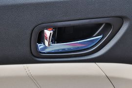 2014款长安逸动1.6L自动豪华型