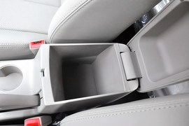 2014款长安逸动1.6L自动豪华型