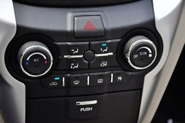 2014款长安逸动1.6L自动豪华型