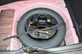 2013款标致307两厢1.6L手自一体舒适版