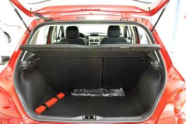 2013款标致307两厢1.6L手自一体舒适版