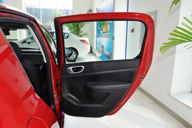 2013款标致307两厢1.6L手自一体舒适版