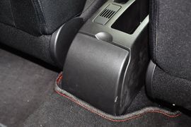 2013款标致307两厢1.6L手自一体舒适版