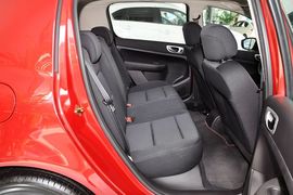 2013款标致307两厢1.6L手自一体舒适版