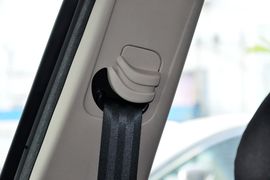 2013款标致307两厢1.6L手自一体舒适版