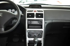 2013款标致307两厢1.6L手自一体舒适版