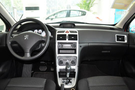 2013款标致307两厢1.6L手自一体舒适版