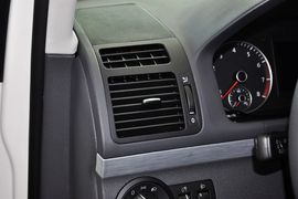 2013款大众途安1.4T手动舒适版5座