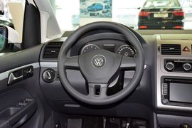2013款大众途安1.4T手动舒适版5座