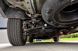 2014款比亚迪S6外出试驾