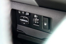 2014款比亚迪S6外出试驾