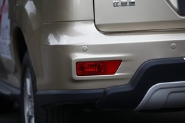 2014款比亚迪S6外出试驾