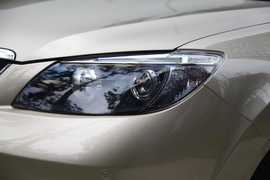 2014款比亚迪S6外出试驾