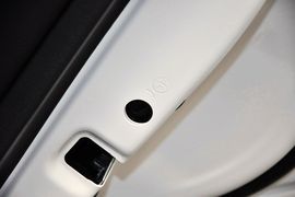 2013款大众途观1.8TSI手自一体两驱舒适版