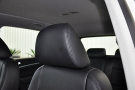 2013款大众途观1.8TSI手自一体两驱舒适版